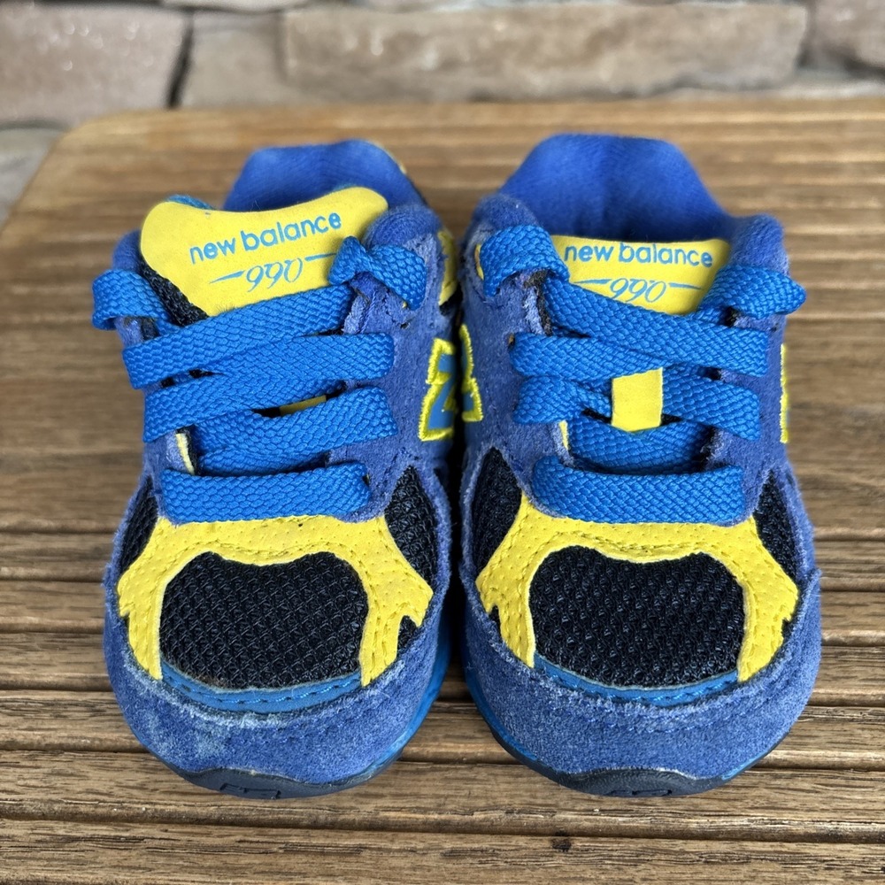 New Balance 990 Toddler Size 2  Blue /Yellow Lace Up